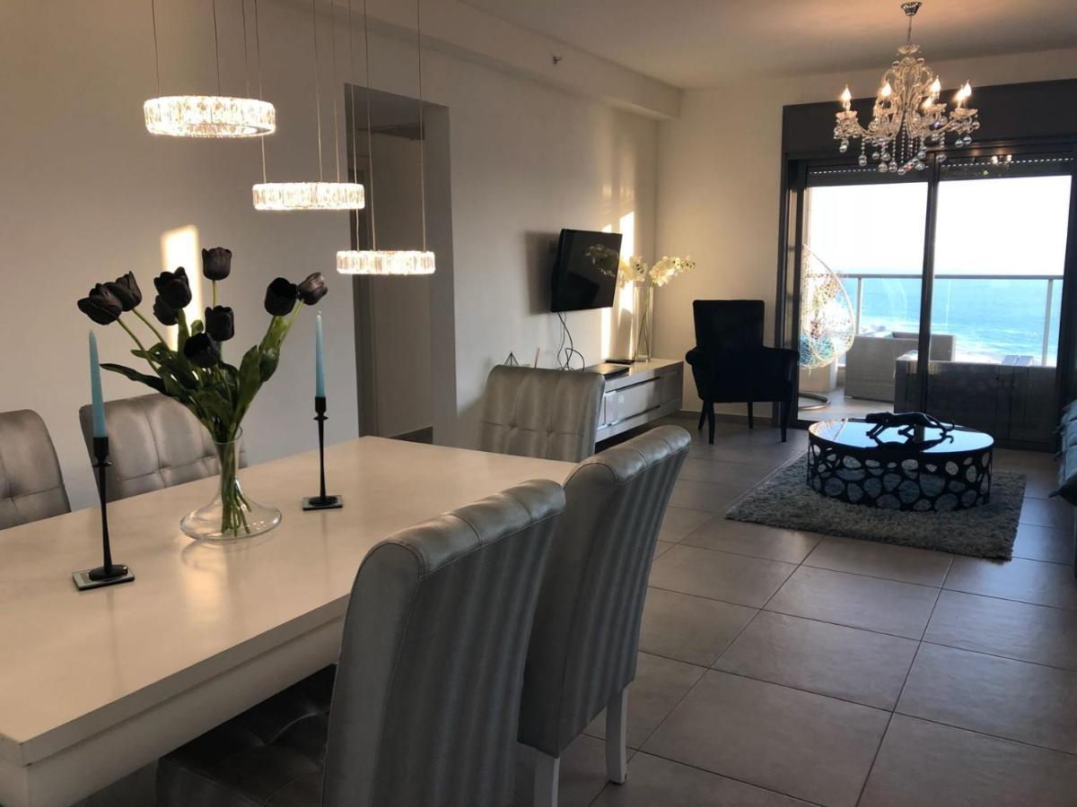 Panorama Apartment " City Garden " Бат Ям Екстериор снимка