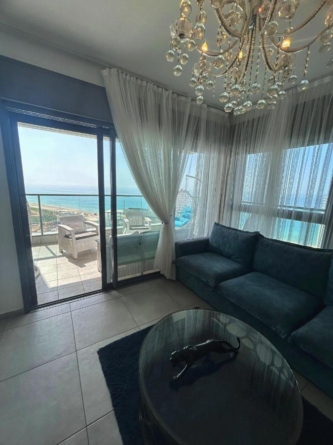 Panorama Apartment " City Garden " Бат Ям Екстериор снимка