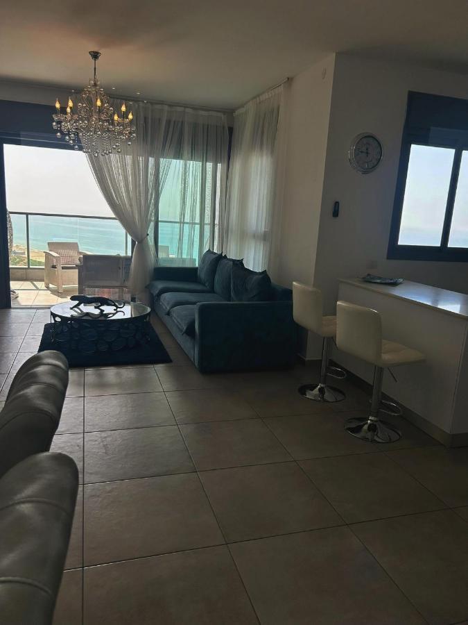 Panorama Apartment " City Garden " Бат Ям Екстериор снимка