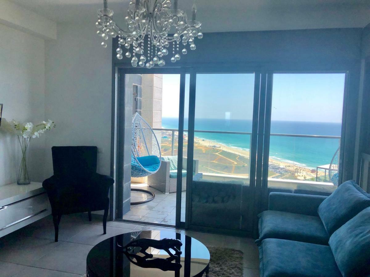 Panorama Apartment " City Garden " Бат Ям Екстериор снимка